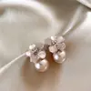 Brincos de Flor Roxa Micro-cravejados para Mulheres Super Bonitos Únicos Charmosos Brincos de Tarraxa Novo Estilo 2026 Este Ano Popular Venda Quente Acessórios de Brinco