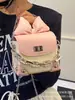 Bolsa Mini de Batom com Laço Moda Primavera e Verão para Mulheres, Nova 2026 Bolsa Transversal de Alto Padrão, Bolsa Pequena Versátil com Corrente
