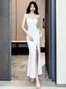 Vestido ajustado de cuerpo completo para mujer con tirante largo rojo y diseño de abertura alta para banquetes, fiestas y reuniones, vestido de noche adelgazante