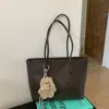 Bolsa Feminina Estilo Britânico Outono e Inverno Xadrez Dupla Face Moda Estilo College Bolsa de Ombro Grande Capacidade Bolsa Tote Estilo Preguiçoso