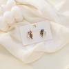 Pendientes de flores de esmalte francés, pendientes de flores de moda con broche de plata 925, pendientes de margaritas asimétricas de cristal con gota de aceite.