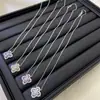 Colar Hw Trevo de Quatro Folhas Feminino Luxo Acessível High-End Artesanal Diamante Clássico Mais Vendido Corrente Clavícula Venda Direta da Fábrica