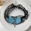 Collar de encaje de cuero blanco para mujer, diseño de alta gama, sentido de la moda, cadena de clavícula nicho, gargantilla, accesorios de collar de temperamento de moda