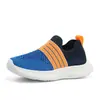 Zapatos para Niños Primavera Otoño 2026 Nuevos Zapatos Deportivos para Niños Medianos y Grandes Unisex Flyknit Versátiles Casuales Slip-on Ligeros