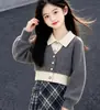Conjunto de punto de otoño para niñas 2026 nuevo estilo conjunto de dos piezas de polo y suéter para niños mayores