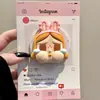 Gorro de Cabeza de Conejo Rosa con Cabello Naranja Bebé Llorando Soporte Magnético Adecuado para Teléfono Móvil Magsafe Fuerte Adsorción Persona Perezosa de Escritorio