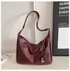 Bolsa Grande Capacidade Transfronteiriça para Mulheres 2025 Nova Casual Simples Ombro Transversal Textura Retrô Bolsa Tote para o Dia a Dia