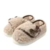 Zapatos de Maternidad y Postparto 2025 Otoño e Invierno Talón Cerrado Suela Suave Engrosada Antideslizante Ajustables Pantuflas de Algodón Postparto para Mujer Venta al por Mayor en Stock