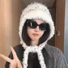Gorro de lana tejido a rayas patchwork de felpa estilo étnico para mujer, engrosado y cálido, adecuado para otoño e invierno, con protección para las orejas