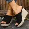 Sandalias de plataforma con cuña impermeables estilo resort con parte superior de tejido fly-knit transpirable, sin cierres, puntera abierta, suelas gruesas tejidas con paja, zapatos de tacón alto para mujer para exportación