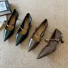 Nuevos Tacones de Aguja Versátiles Retro de Punta Fina con Corte Bajo y Diseño Elegante, Tacones Altos Simples de Una Correa, Primavera 2026
