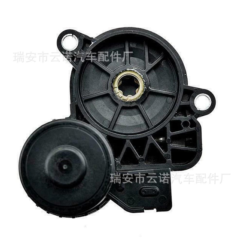 34216860007-34216860008-Rear-W