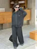 Conjunto Casual de Otoño para Niñas 2025 Nuevo Estilo para Niñas Mayores, Sudadera de Rayas a la Moda de Primavera y Otoño y Pantalones de Pierna Ancha Conjunto de Dos Piezas