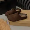 Chinelo Birkenstock 2026 em veludo, estilo retro para atividades ao ar livre, meio chinelo para mulheres, novo arco plantar e estilo outono