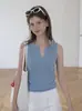 Colete de Tricô Azul Estilo Francês para Mulheres, Peça de Sobrepor para o Verão, Design Estiloso e Único, Caimento Ajustado, Gola V Irregular, Top sem Mangas