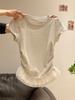 Camiseta Curta de Renda Spliced com Manga Curta, Doce e Juvenil, para Mulheres, Verão 2026, Estilo Ballet, Top Plissado Elegante e Bonito