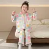 Pijama para niños 2026 nuevo otoño e invierno algodón de aire engrosado estilo invierno en capas para niñas ropa de estar popular para niñas pequeñas