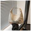 Nova Bolsa de Mão Estilo Chinês Bolsa Feminina Nova Moda Design de Nicho Bolsa de Axila Estilo Chinês Alto Valor de Beleza Combina com Tudo Bolsa Transversal