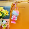 Llavero de Muñeca Agitadora de Dibujos Animados Sanrio Colgante Lindo para Pareja Llavero de Mochila Escolar Colgante Adorno de Coche