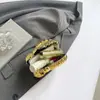 Nova Bolsa de Ombro Feminina Pista de Corrida Transfronteiriça 2025 Nova Bolsa de Ombro Transversal Feminina Formato de Caracol em Acrílico para Noite