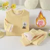 Conjunto de Ropa Interior de Dibujos Animados para Niños y Niñas en Otoño e Invierno Forrado de Felpa y Engrosado Conjunto de Dos Piezas de Pijamas y Ropa de Casa para Bebé