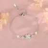 Pulseira de Trevo de Quatro Folhas com Diamantes Cintilantes Pulseira de Pérolas para Menina Doce e Fofa Pulseira de Flor com Coração de Sorvete com Cola Gotejada