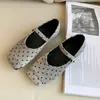 Bailarinas versátiles de lunares, estilo retro, blanco y negro, estilo coreano 2026, bailarinas planas poco profundas de punta cuadrada de nicho, nuevo estilo Mary Jane