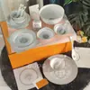 Juego de vajilla de porcelana de hueso retro europeo transfronterizo de 58 piezas con caballo de tiro gris, juego de café, juego de cuencos, cucharas y platos, juego para el hogar