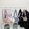 Bolsas para Mujer Otoño e Invierno Bolsas para Mujer Nueva Bolsa de Hombro Axila Bolsa de Piel Bolso de Mano con Cadena Estilo Coreano Moda Bolsa de Felpa