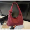 Bolsa de ombro retrô Melard da moda deste ano para mulheres, nova moda outono e inverno 2026, bolsa de ombro versátil com rebites para o dia a dia