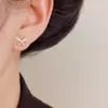 Nuevo Estilo de Primavera Compacto Juego de Tres Piezas de Aretes de Mariposa con Circonita para Mujer, Elegantes, Lujo Ligero, Sencillos, para el Día a Día, Versátiles, Aretes para el Trabajo