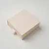 Caja de Joyería Ranurada con Textura Exquisita en Stock, Estilo Lujo Ligero Caja de Regalo para Almacenamiento de Pendientes, Collares y Anillos Venta al por Mayor