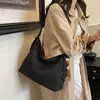 Bolsa de Gran Capacidad para Mujer 2026 Nuevo Retro Popular Bolso Tote para Viajes Cotidianos Sensación de Alta Gama Bolsa de Hombro Cruzada de Gran Capacidad