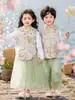 Hanfu para niños, nuevo conjunto de tres piezas estilo chino Tang para niños y niñas, ropa tradicional china para niños, atuendo de caballero estilo antiguo adecuado para el uso diario