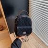 Bolsa de Hilo para Bordado de Diamantes 2025 Otoño e Invierno Nuevo Mochila Retro de Gamuza Exquisita Mini Mochila Escolar Pequeña para Mujer
