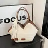 Bolsa Feminina Grande Capacidade Tote para o Dia a Dia Bolsa de Ombro Verão Nova Moda Bolsa de Ombro Estilo Coreano Bolsa de Palha Atacado