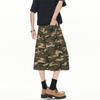 Pantalones Capri Camuflaje de Pierna Ancha con Parches Rotos Estilo Americano para Hombre y Mujer Vibra Verano 2025 Casual Cool Sobre la Rodilla Cargo