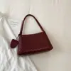 Bolso de axila tejido de moda para mujer, nuevo modelo 2026, bolso de hombro simple, bolso de gran capacidad para el día a día, bolso retro elegante