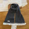 Bufanda suave de punto con ribete de encaje estilo retro para niñas, dulce y elegante, bufanda larga de invierno para estudiantes de primaria, proporcionando calor