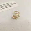 Arete Curvo de Cinco Circonitas de Alta Gama Dongdaemun Coreano para Mujer, Elegante y Genial Arete de Personalidad Estilo Ins