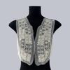Tecido de Renda com Aplique Floral Tridimensional, Gola Frontal com Pedraria, Patch Bordado com Strass Rosa, Acessórios Decorativos para Base de Vestido de Festa