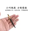 Punto al por mayor Pincel de labios con mango negro Mini pincel de labios de fibra Pincel para maquillaje de labios con cubierta protectora 7.3