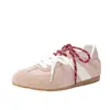 Comercio exterior fábrica original procesamiento personalización talla grande zapatos de mujer retro casual zapatos de entrenamiento alemanes para mujer blancos zapatillas deportivas de suela blanda