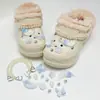 Zuecos forrados de algodón con accesorios decorativos, dijes para zapatos de planeta KT de diamante rosa, alta gama para DIY, ligeros y lujosos adornos de diamante en forma de corazón, y bonitas flores para zapatos para niñas