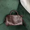 2025 Nova Boston Couro Bovino de Primeira Camada Grande Capacidade Casual Versátil Alça Larga Bolsas de Ombro Bolsa Almofada Clássica