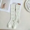 Calcetines de Pantorrilla Plisados para Mujer de Primavera y Otoño Calcetines Largos Estilo JK Japonés Calcetines de Color Sólido de Moda Venta al por Mayor