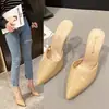 Chinelos plus size, sandálias de salto alto estilo coreano novas de 2026, de salto fino, com tira transparente, design de bico fechado e adequadas para usar ao ar livre