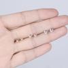 Aretes minimalistas versátiles para mujer Aretes coreanos de gancho curvo con cuentas ligeras Aretes de diseño nicho para hueso de la oreja para hombre