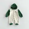 Mono de Retazos Moda Coreana para Bebé Niño Primavera y Otoño Bordado de Letras para Bebé con Capucha Botones Ropa para Gatear al Aire Libre