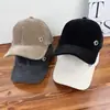 Otoño e Invierno Nuevo para Mujer Pana Letra D Color Sólido Pedrería Moda Callejera Versátil Retro Gorra de Béisbol